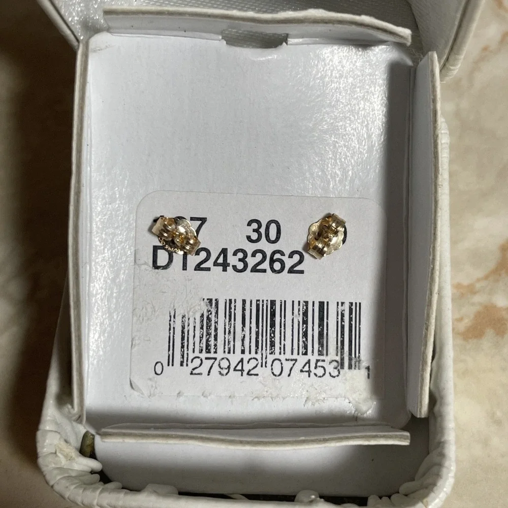 14 Kt. Gold‎ Enamel Lucky Lady Bug Stud Earrings Screw Off Safety Back